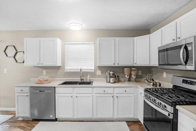 958 Kitner Avenue, Avon, IN 46123