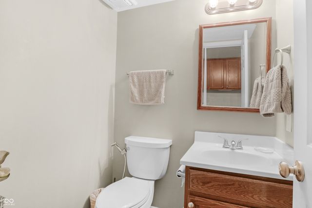 958 Kitner Avenue, Avon, IN 46123