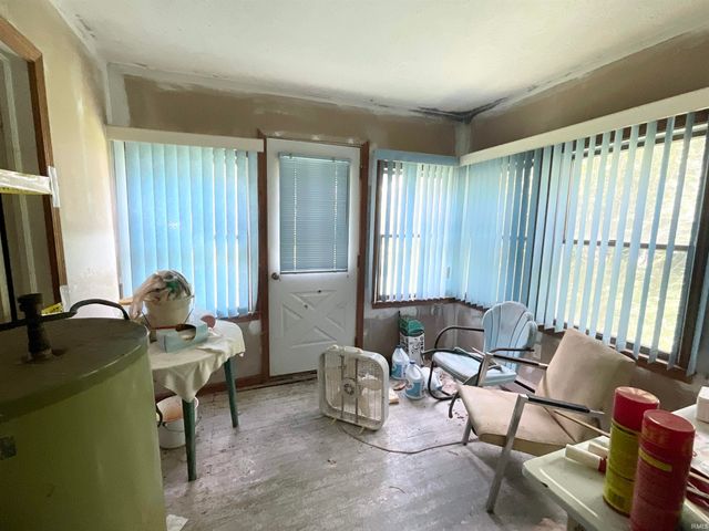 6190 North Drive, Poland, IN 47868