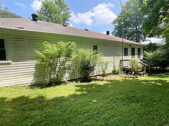 6190 North Drive, Poland, IN 47868