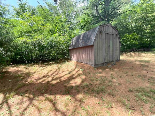 6190 North Drive, Poland, IN 47868