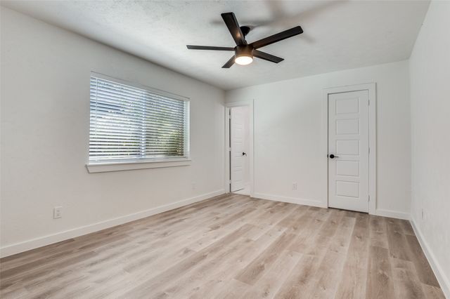 2837 Santa Rita Drive, Grand Prairie, TX 75052
