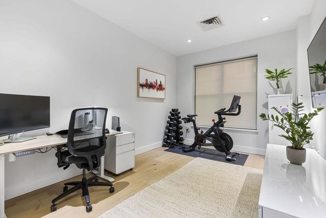 303 Columbus Avenue 306, Boston, MA 02116