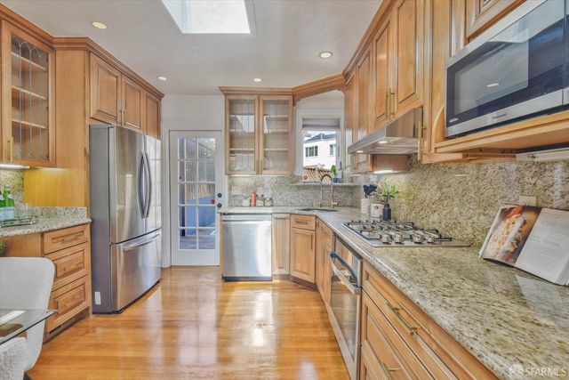 2 Maddux Avenue, San Francisco, CA 94124