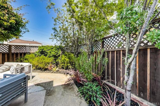 2 Maddux Avenue, San Francisco, CA 94124