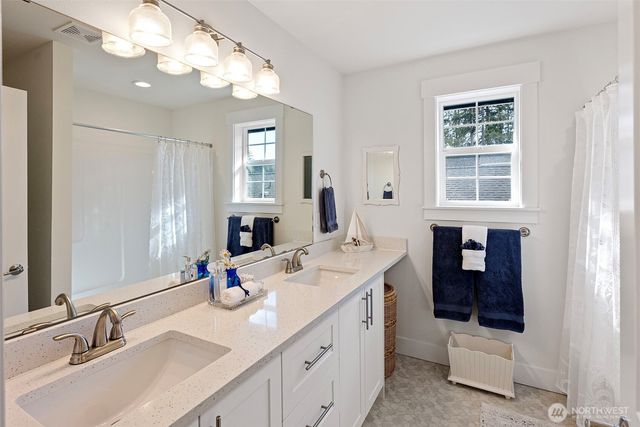 71 E Sullivan, Allyn, WA 98524