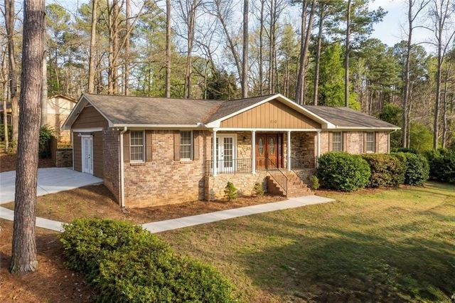 850 Tall Deer Drive, Fairburn, GA 30213