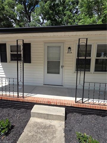 914 Barringer Street, Greensboro, NC 27403