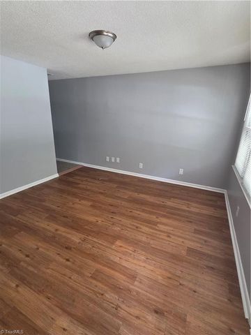 914 Barringer Street, Greensboro, NC 27403