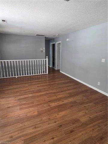 914 Barringer Street, Greensboro, NC 27403