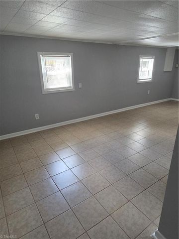 914 Barringer Street, Greensboro, NC 27403