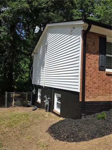 914 Barringer Street, Greensboro, NC 27403