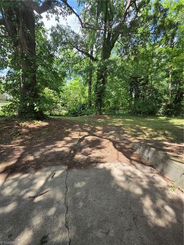914 Barringer Street, Greensboro, NC 27403