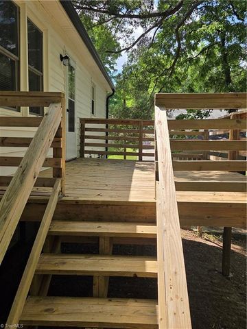 914 Barringer Street, Greensboro, NC 27403
