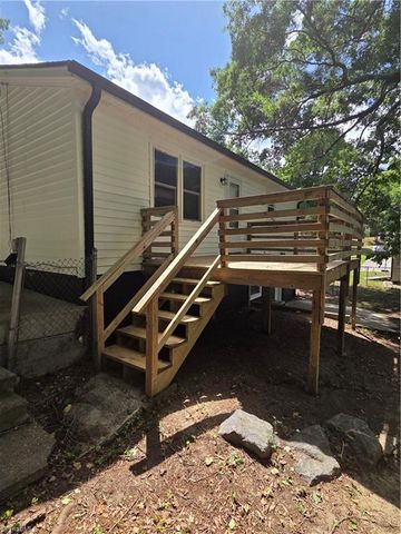 914 Barringer Street, Greensboro, NC 27403