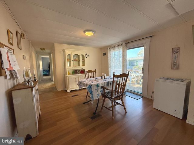 17 SUSAN DRIVE, Barnegat, NJ 08005