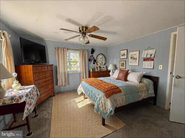 17 SUSAN DRIVE, Barnegat, NJ 08005