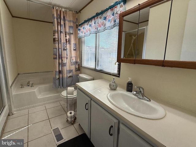 17 SUSAN DRIVE, Barnegat, NJ 08005