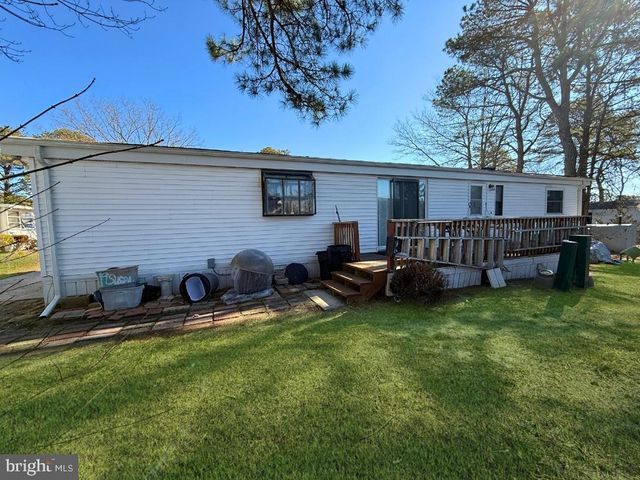 17 SUSAN DRIVE, Barnegat, NJ 08005