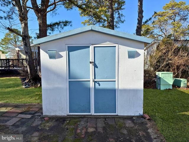 17 SUSAN DRIVE, Barnegat, NJ 08005