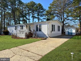 17 SUSAN DRIVE, Barnegat, NJ 08005