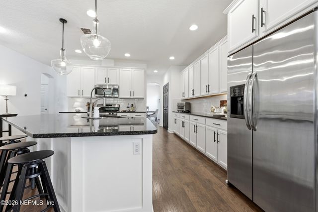 52 WATERFRONT Drive, St. Johns, FL 32259