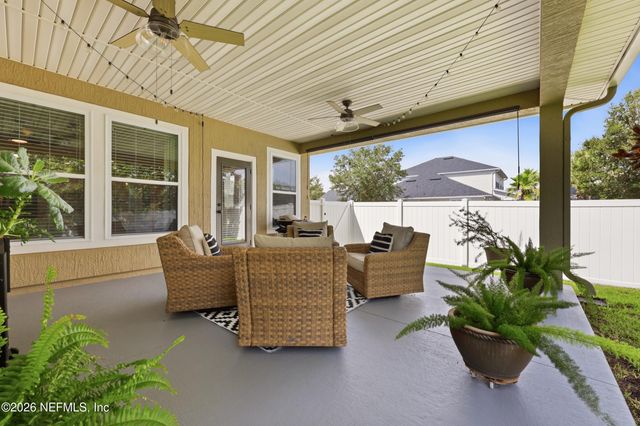 52 WATERFRONT Drive, St. Johns, FL 32259
