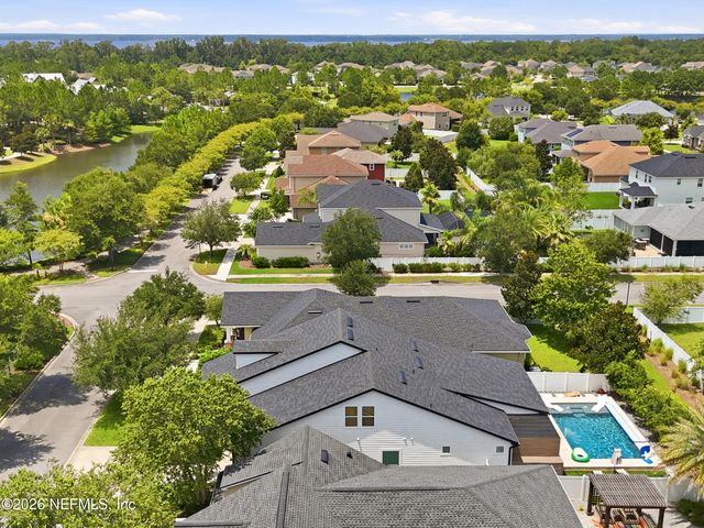 52 WATERFRONT Drive, St. Johns, FL 32259