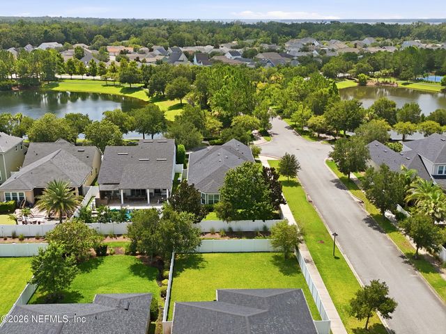 52 WATERFRONT Drive, St. Johns, FL 32259