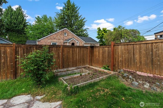 511 Harrison Street, Sumner, WA 98390