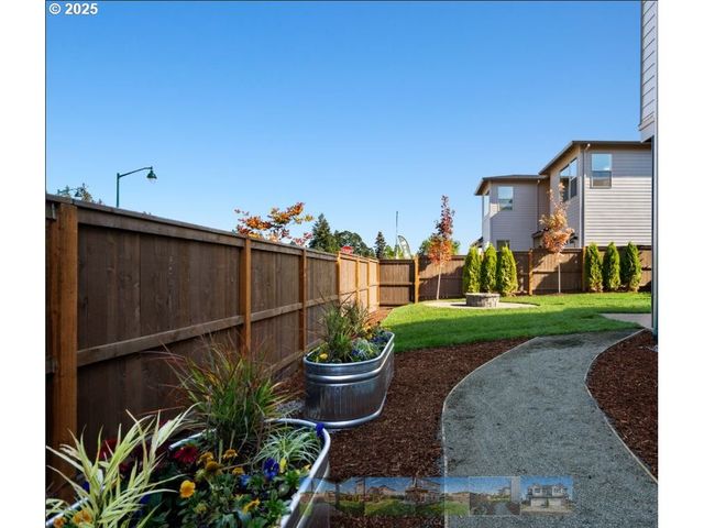 901 Rosebud Ct, Forest Grove, OR 97116