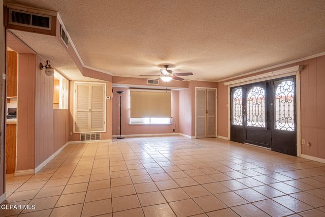 5300 FLOWER Drive, El Paso, TX 79905