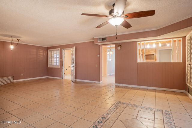 5300 FLOWER Drive, El Paso, TX 79905