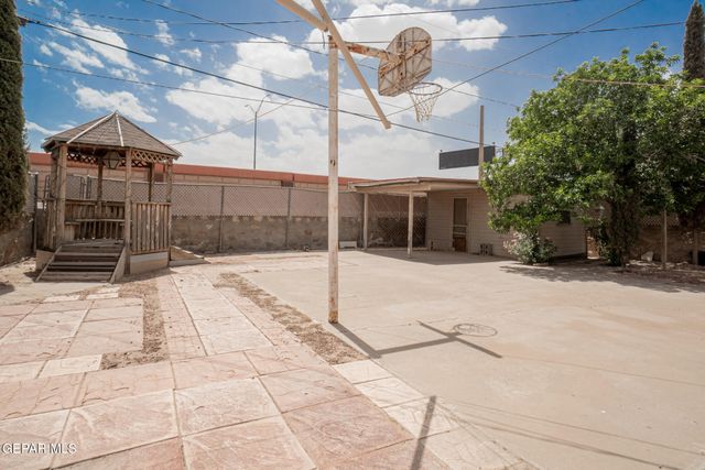 5300 FLOWER Drive, El Paso, TX 79905