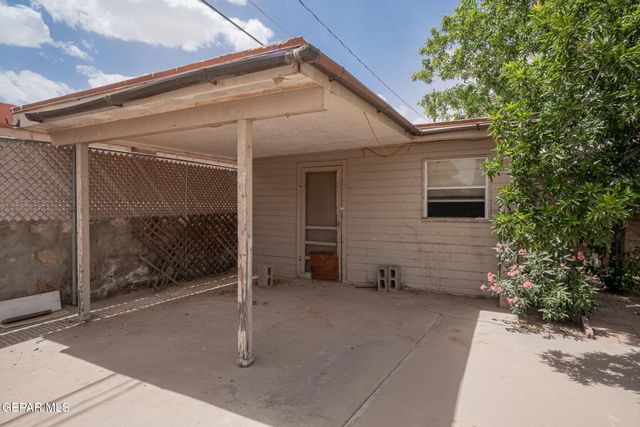 5300 FLOWER Drive, El Paso, TX 79905