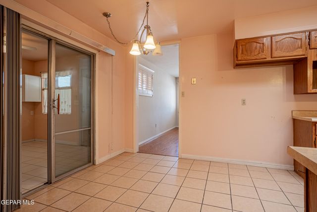 5300 FLOWER Drive, El Paso, TX 79905