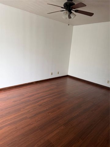 1826 Garry Avenue NW, Cedar Rapids, IA 52405