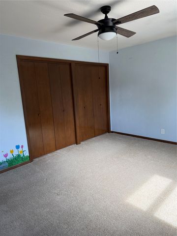 1826 Garry Avenue NW, Cedar Rapids, IA 52405