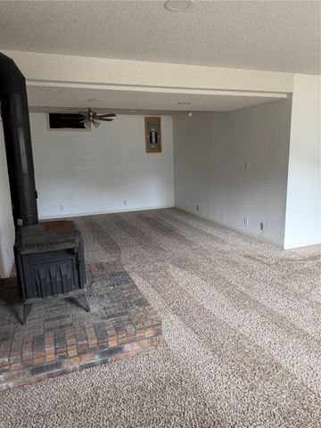 1826 Garry Avenue NW, Cedar Rapids, IA 52405