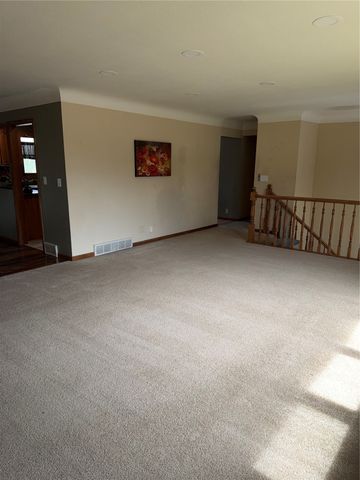 1826 Garry Avenue NW, Cedar Rapids, IA 52405