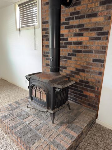 1826 Garry Avenue NW, Cedar Rapids, IA 52405