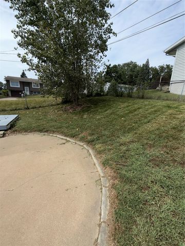 1826 Garry Avenue NW, Cedar Rapids, IA 52405