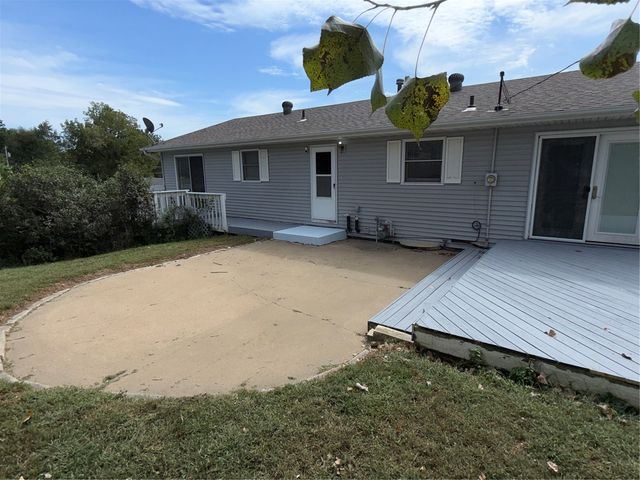 1826 Garry Avenue NW, Cedar Rapids, IA 52405