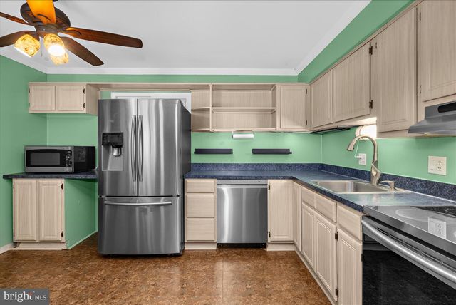 7958 COVINGTON AVE, Glen Burnie, MD 21061