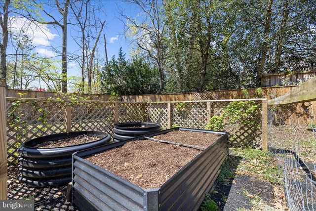 7958 COVINGTON AVE, Glen Burnie, MD 21061