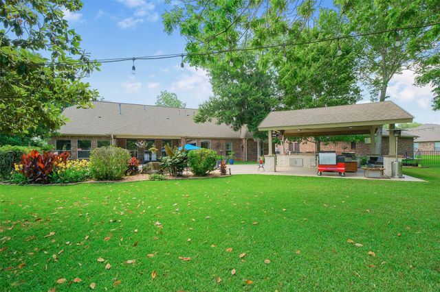 4302 Oxbow Circle E, Fulshear, TX 77441