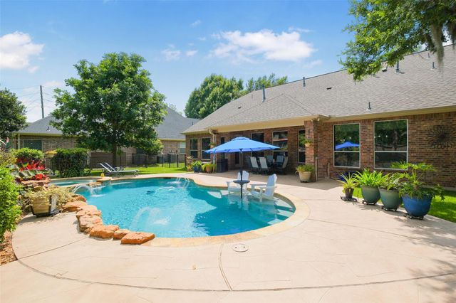4302 Oxbow Circle E, Fulshear, TX 77441
