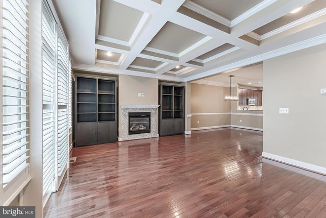 2654 S KENMORE CT, Arlington, VA 22206