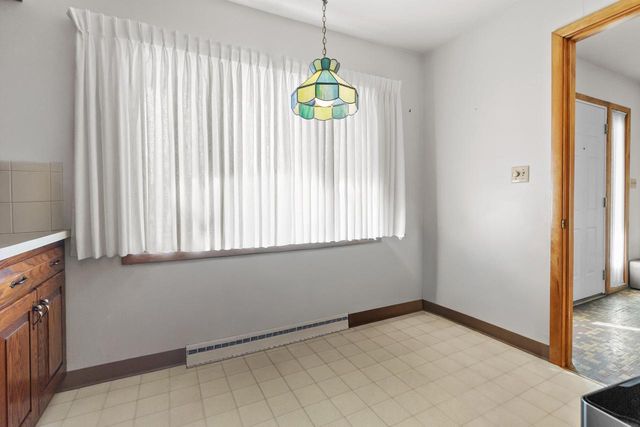 236 W Rockwell STREET, Elkhorn, WI 53121