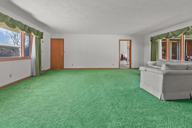 236 W Rockwell STREET, Elkhorn, WI 53121